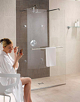 Twyford Hydr8 Walk Through Shower Panel 1000mm