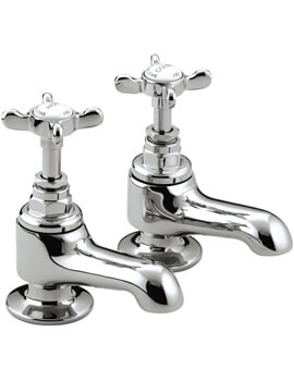 1901 Pair Of Traditional Bath Taps