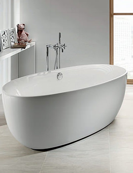 Roca Varginia White Oval 1700 x 800mm Freestanding Acrylic Bath With Waste Kit - Image